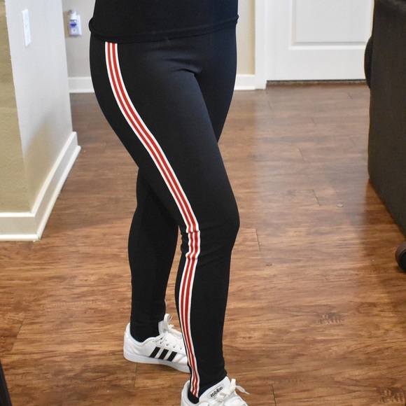 🏷 SALE - High Waisted Leggings - Picture 3 of 5